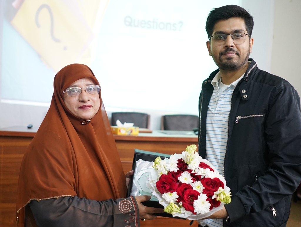 Digital-Ninja-visits-Karachi-University-Image-Six